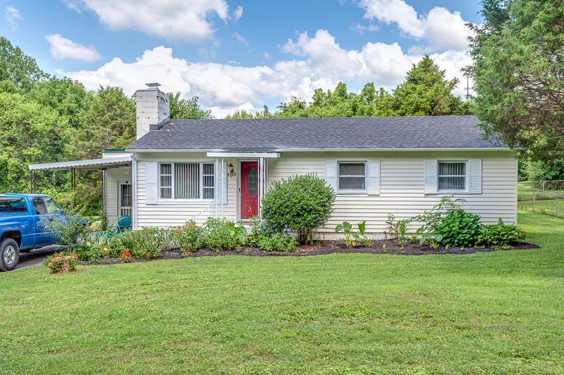 4909 Cain Rd, Knoxville, TN 37921