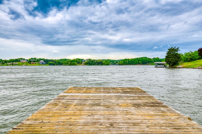 4913 Scenic Point Channel, Louisville, TN 37777