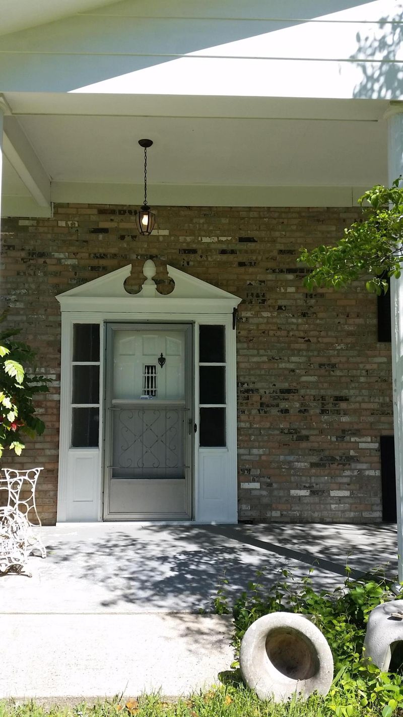 4913 W Emory Rd, Powell, TN 37849