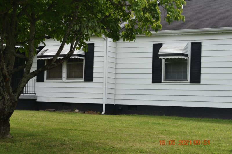4918 Crippen Rd, Knoxville, TN 37918
