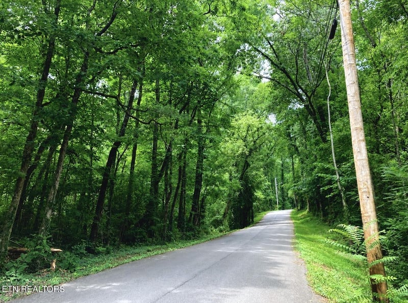 4921 Wise Hills Rd #1, Knoxville, TN 37920