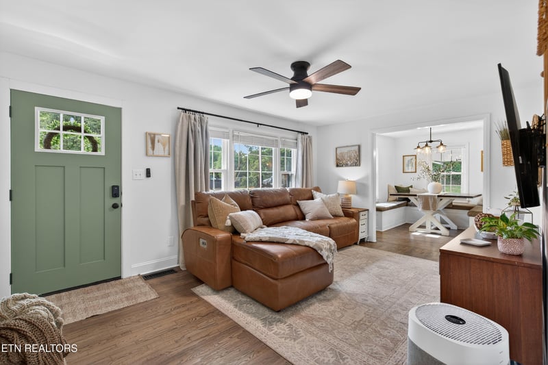 4924 Mooreland Heights School Ln, Knoxville, TN 37920