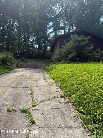 4924 Skyview Dr, Knoxville, TN 37917