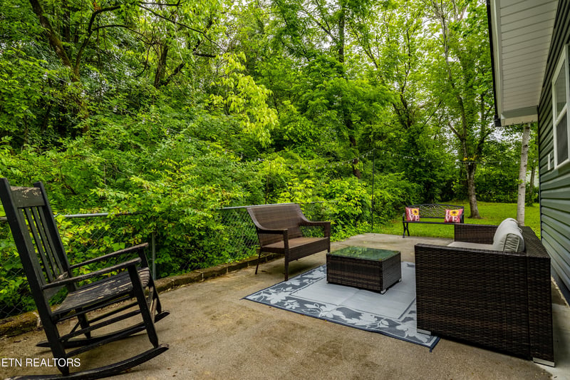 4925 Ada Ln, Knoxville, TN 37918
