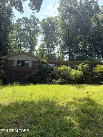 4928 Skyview Dr, Knoxville, TN 37917