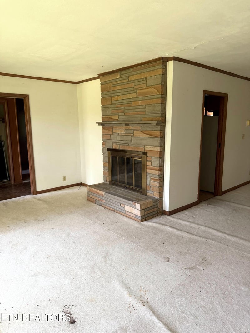 4928 Skyview Dr, Knoxville, TN 37917