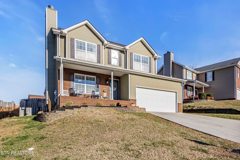 4929 Falling Star Ln, Powell, TN 37849