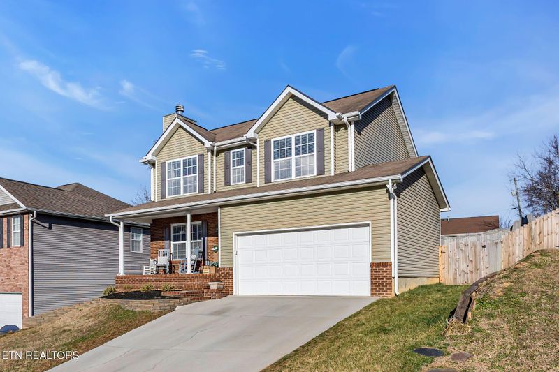 4929 Falling Star Ln, Powell, TN 37849