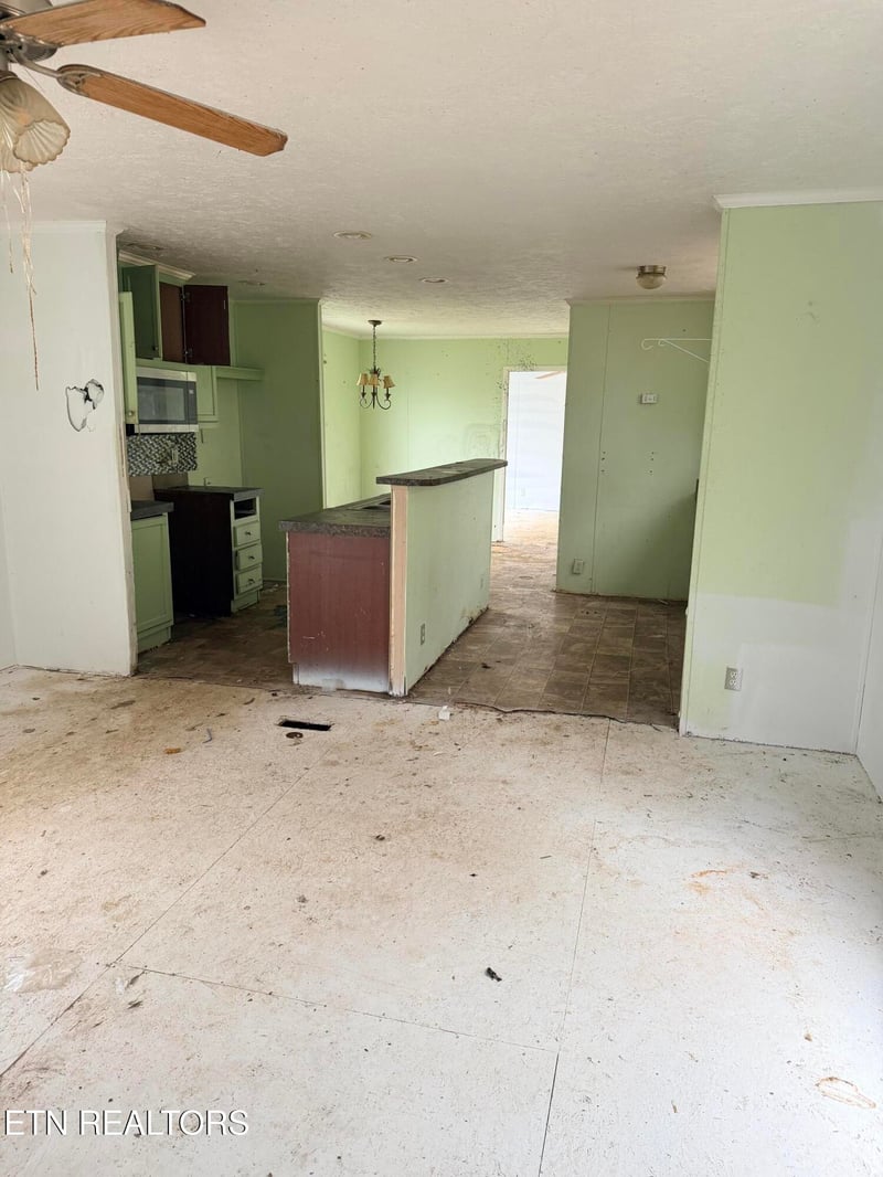 493 County Road 298, Sweetwater, TN 37874