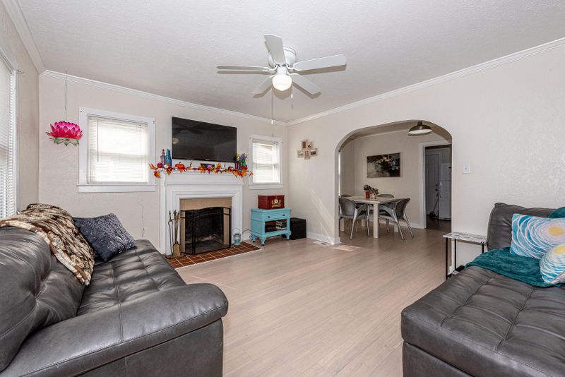 4933 Cabin Rd, Knoxville, TN 37918