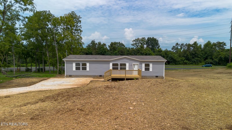 4937 Barton Springs Dr, Morristown, TN 37813