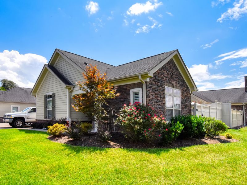 4939 Willow Bluff Cir, Knoxville, TN 37914