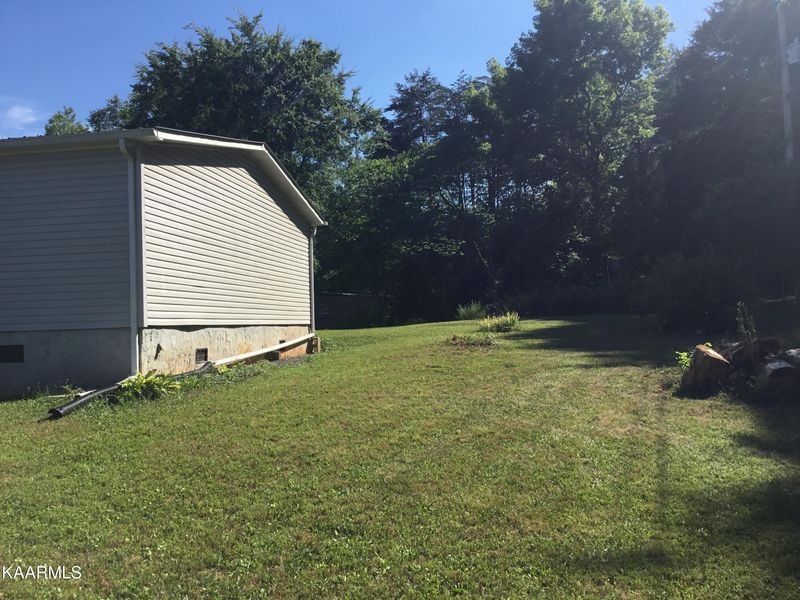 494 Bowen Rd, Rutledge, TN 37861