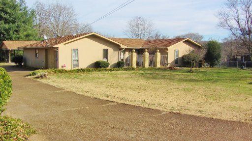 4940 Macmont, Powell, TN 37849