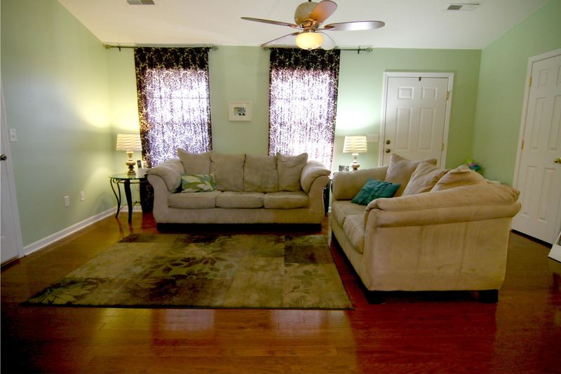 4941 Lexi Landing Dr, Powell, TN 37849