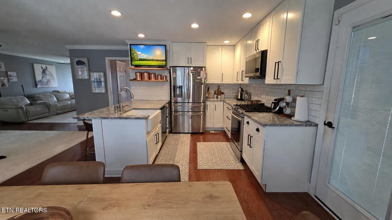 4942 Fragrant Cloud Ln, Knoxville, TN 37918