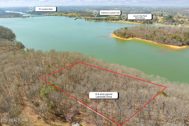 4949 Lakeside Dr, Lenoir City, TN 37771