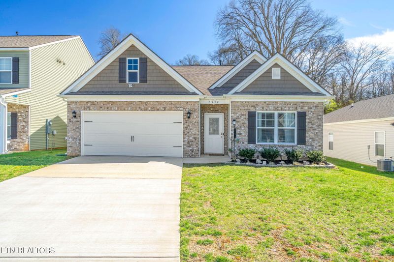 4952 Willow Bluff Cir, Knoxville, TN 37914
