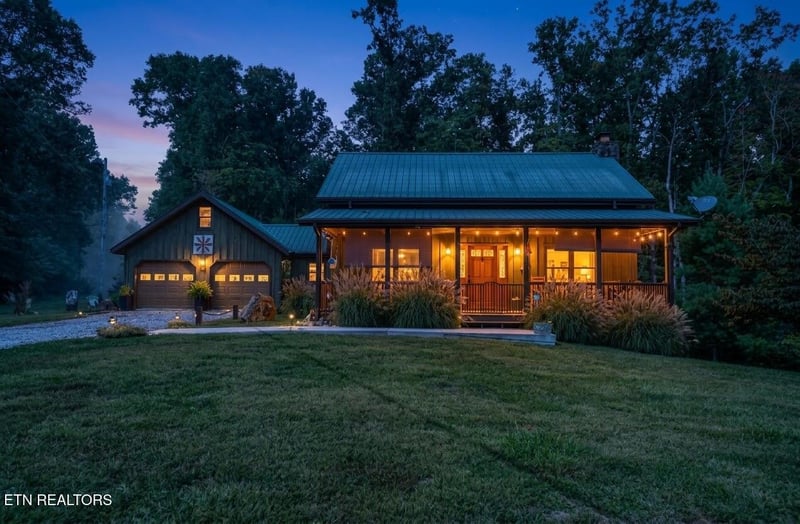 4959 Grave Hill Rd, Oneida, TN 37841