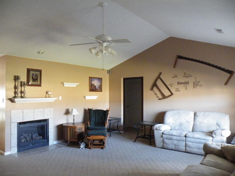 4962 Morganton Rd, Greenback, TN 37742
