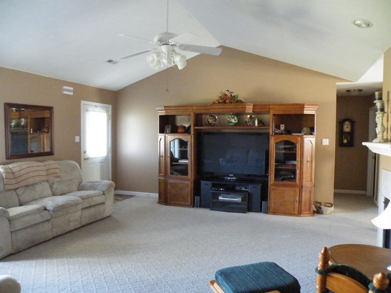4962 Morganton Rd, Greenback, TN 37742