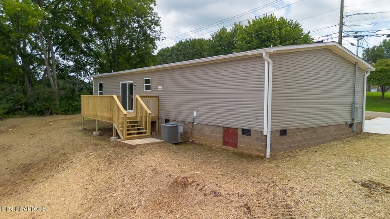 4965 Barton Springs Dr, Morristown, TN 37813