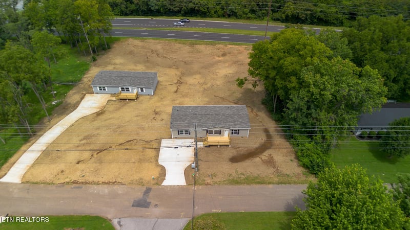 4965 Barton Springs Dr, Morristown, TN 37813