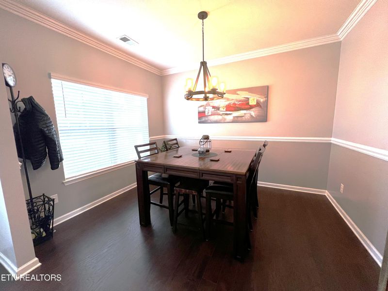 497 Cedar Park Dr, Loudon, TN 37774