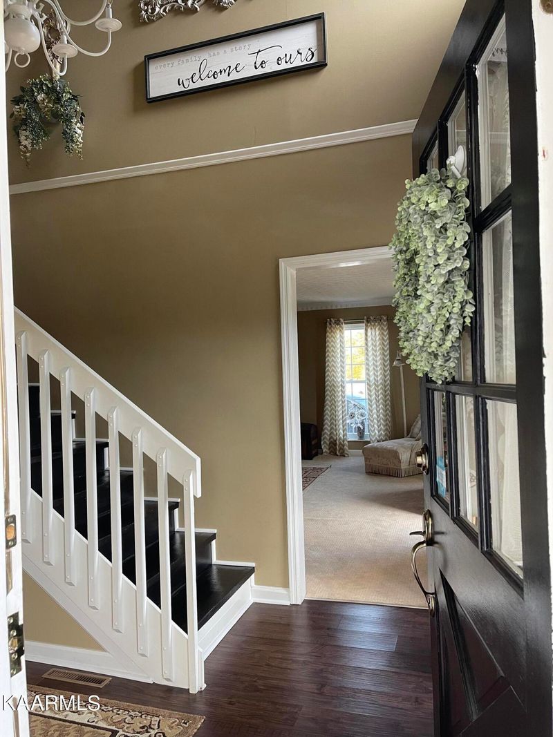 497 Mountain Rd, Clinton, TN 37716