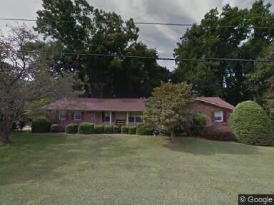 4982 Red Oak Dr, Morristown, TN 37814