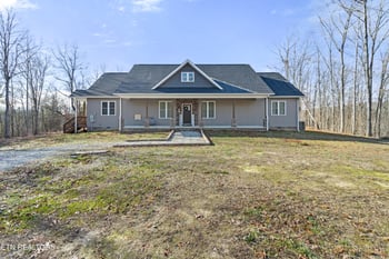 499 Woodland Trl, Sunbright, TN 37872