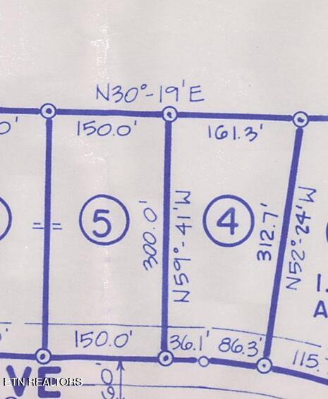 5 Austin Dr, Monterey, TN 38574