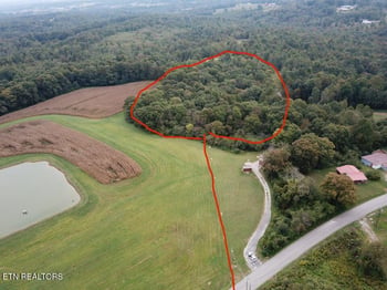 5.76 Pomona Rd, Crossville, TN 38571