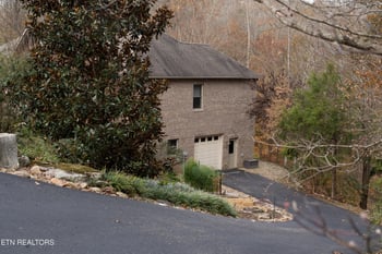 50 Hickory Trl, Norris, TN 37828