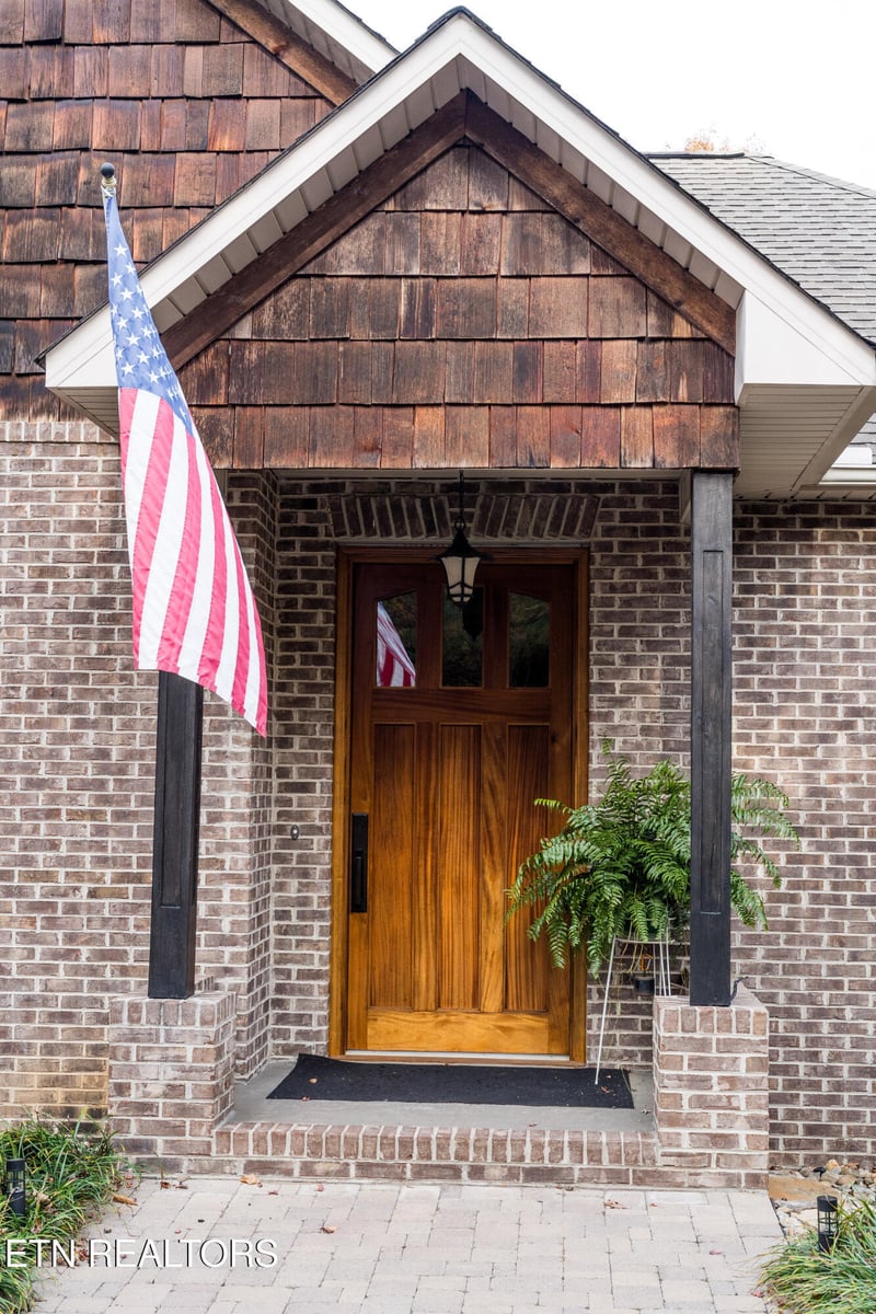 50 Hickory Trl, Norris, TN 37828