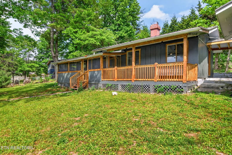 50 Lake St, Crossville, TN 38572