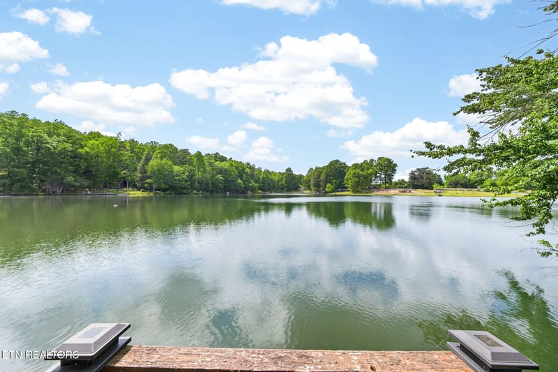 50 Lake St, Crossville, TN 38572