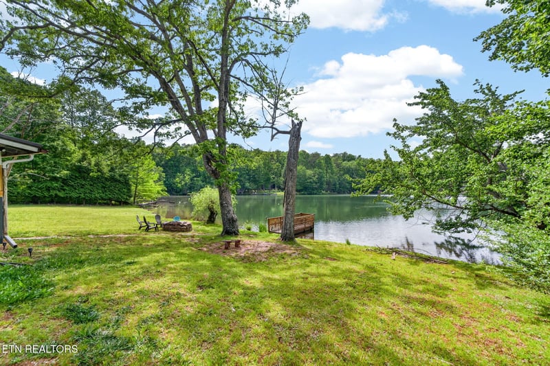 50 Lake St, Crossville, TN 38572