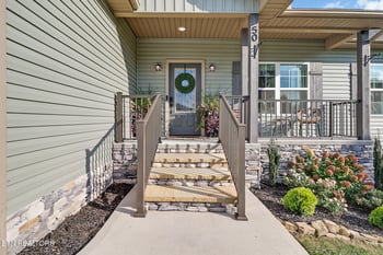 50 Sky View Meadow Dr, Crossville, TN 38555