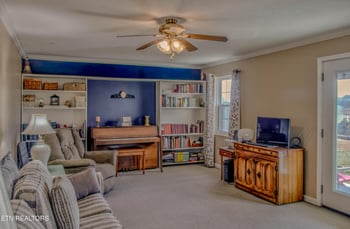 500 Allison Town Rd, Philadelphia, TN 37846