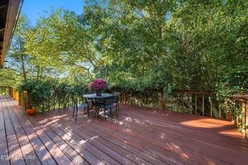 500 Blackberry Ridge Rd, Lenoir City, TN 37772
