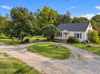 500 County Road 409, Madisonville, TN 37354