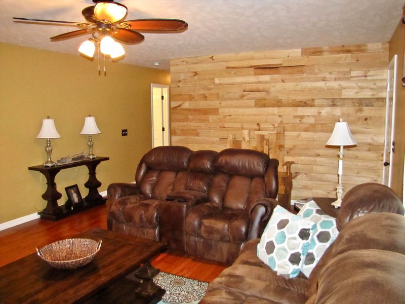 500 Deer Ridge Rd, Rutledge, TN 37861