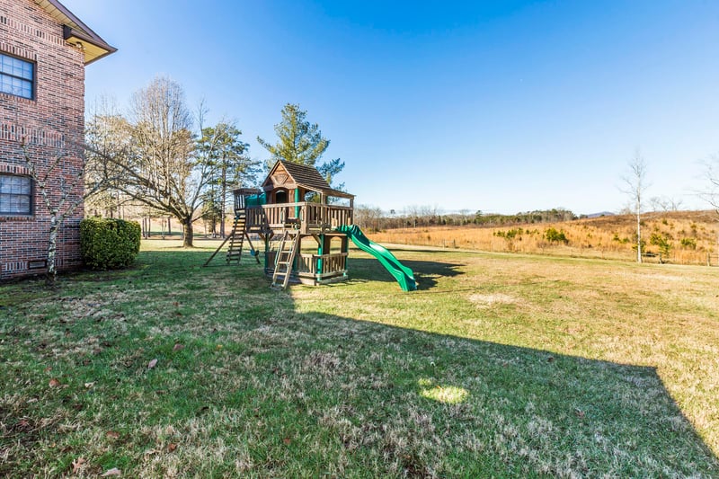 500 Grinnell Cir, Knoxville, TN 37924