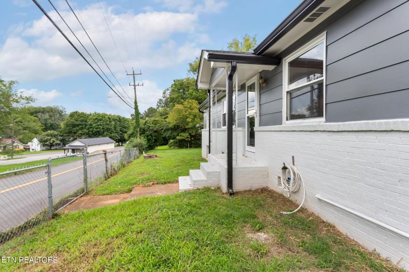 500 Keith Ln, Athens, TN 37303