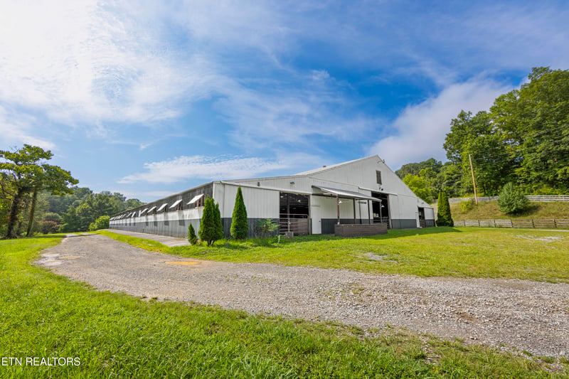 500 Miller Rd, Clinton, TN 37716