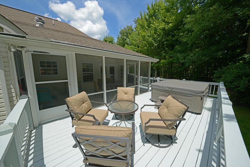 500 Stonehenge Dr, Fairfield Glade, TN 38558