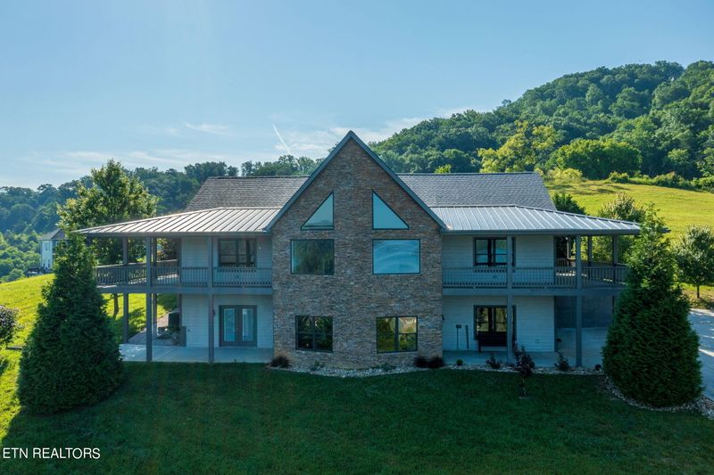 5000 Russell Brothers Rd, Sharps Chapel, TN 37866