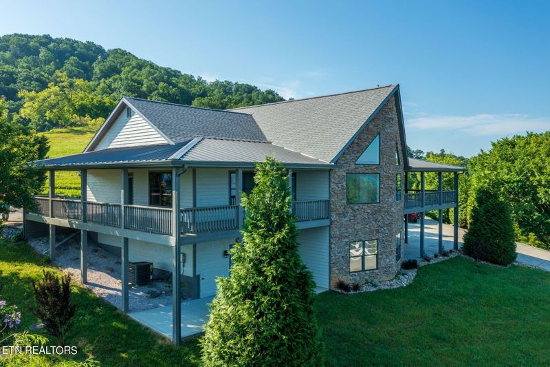 5000 Russell Brothers Rd, Sharps Chapel, TN 37866