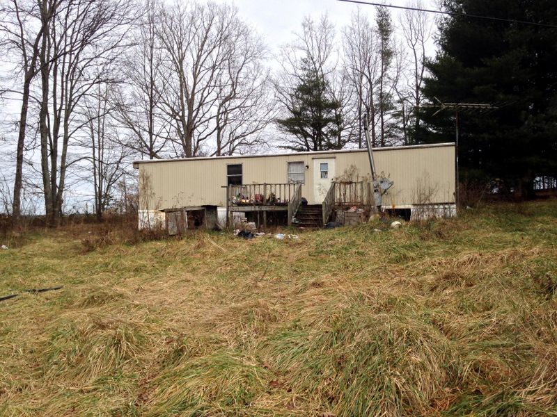 5002 Mayland Rd, Crossville, TN 38571
